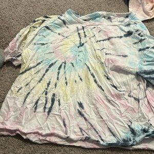 tie-dye crop top T-shirt